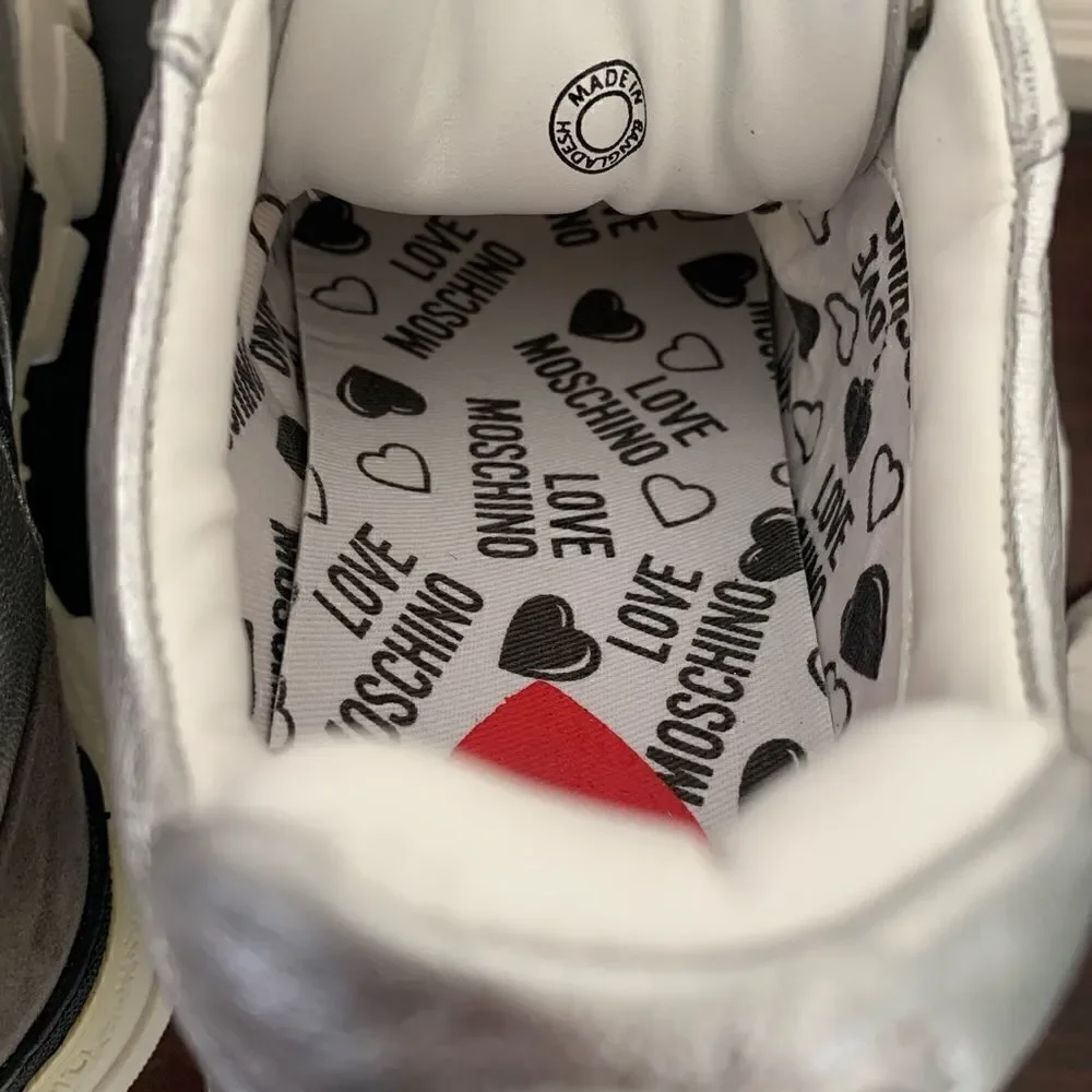 Love Moschino Trekk  leather metallic sneaker